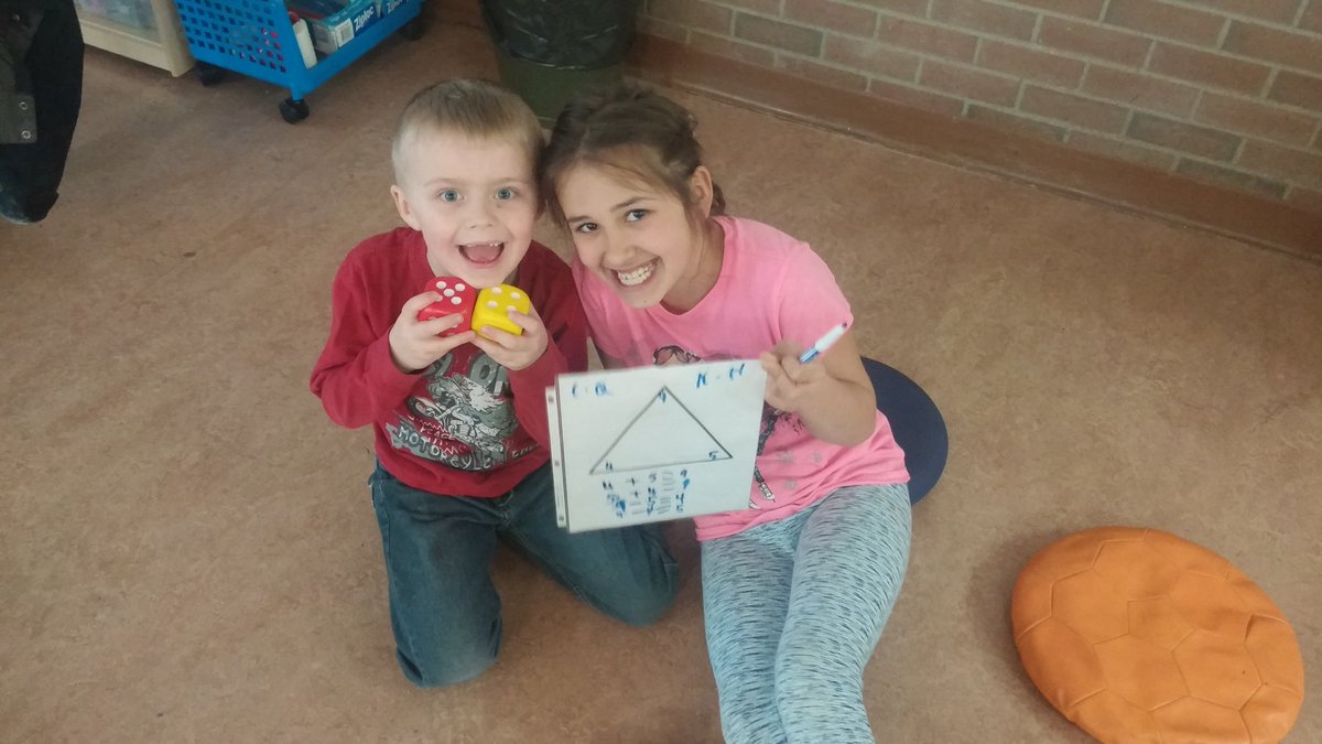 tanisregan333's tweet image. #Math @JennerPRSD8 ! Fact family lessons and games! #mathisfun #multigrade #mathseveryonecan #prsd8 #grade1 #grade2 #grade3