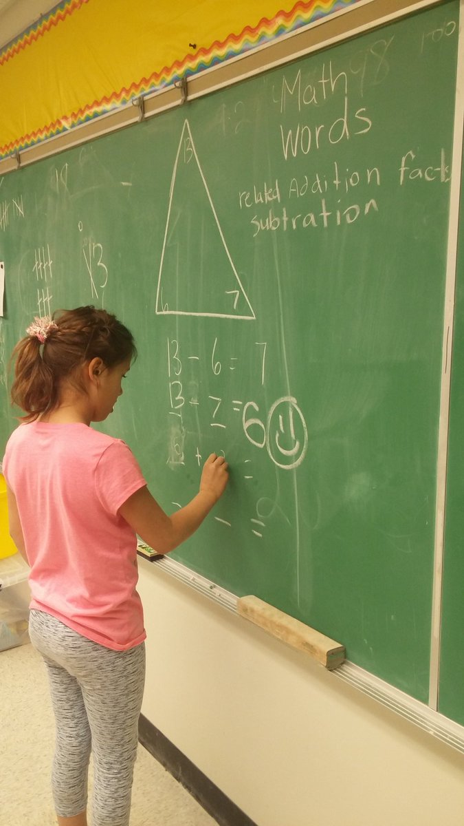tanisregan333's tweet image. #Math @JennerPRSD8 ! Fact family lessons and games! #mathisfun #multigrade #mathseveryonecan #prsd8 #grade1 #grade2 #grade3