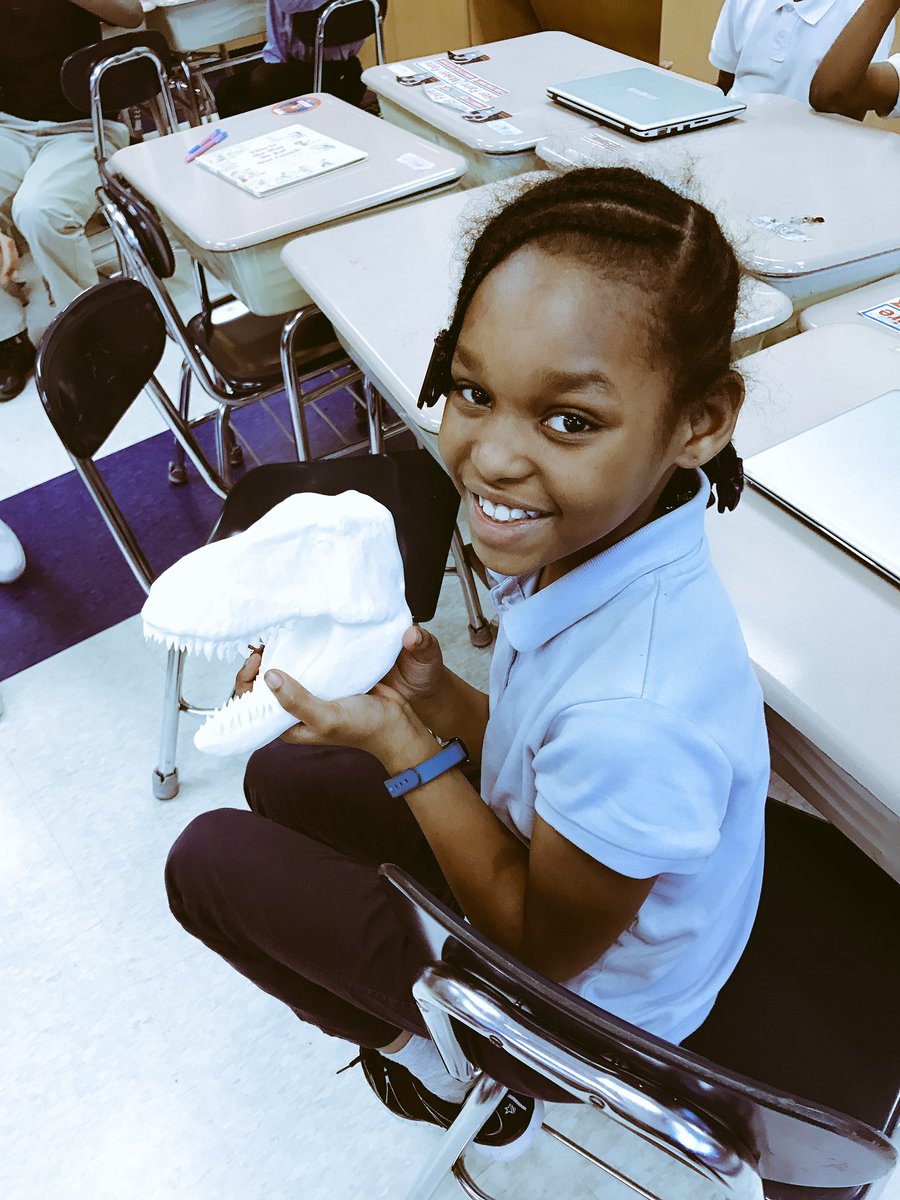msseigler's tweet photo. Our students built habitat pieces for our pet bearded dragon with @CleMobileFabLab ! Loved it! @DickensTigers #cmsd #STEM @tinkercad https://t.co/j4cAEwgJQY