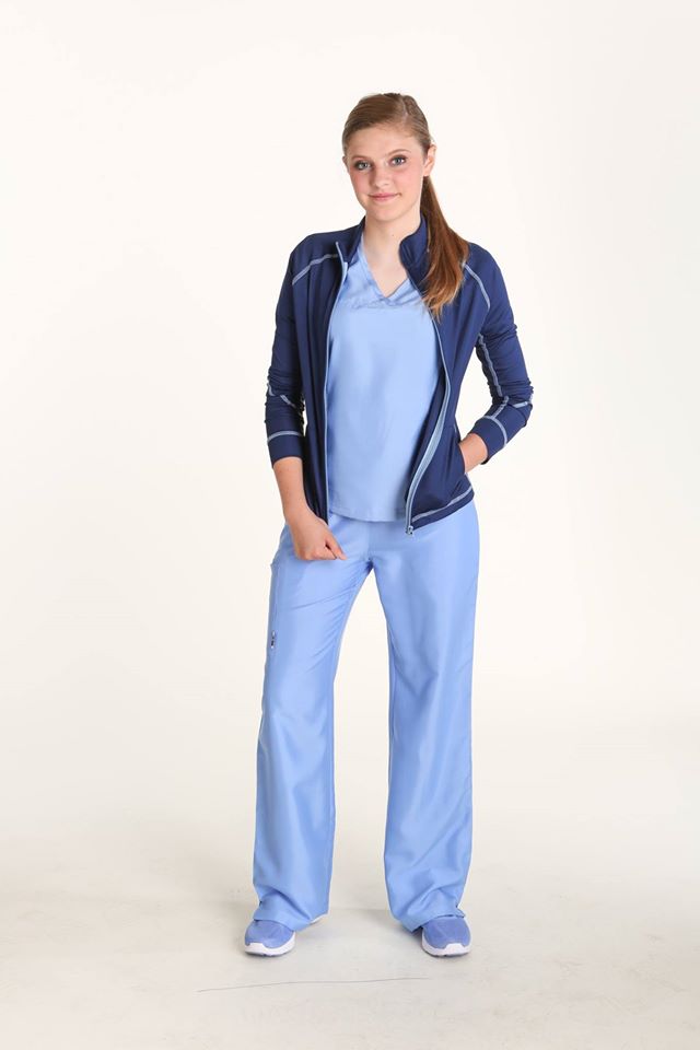 TiScrubs's tweet photo. Our women's Mesh Scrub Jacket is the perfect partner to your TiScrubs. #scrubs #ScrubJacket #LightWeightScrubs #womensscrubs https://t.co/nDAMgAVWe7