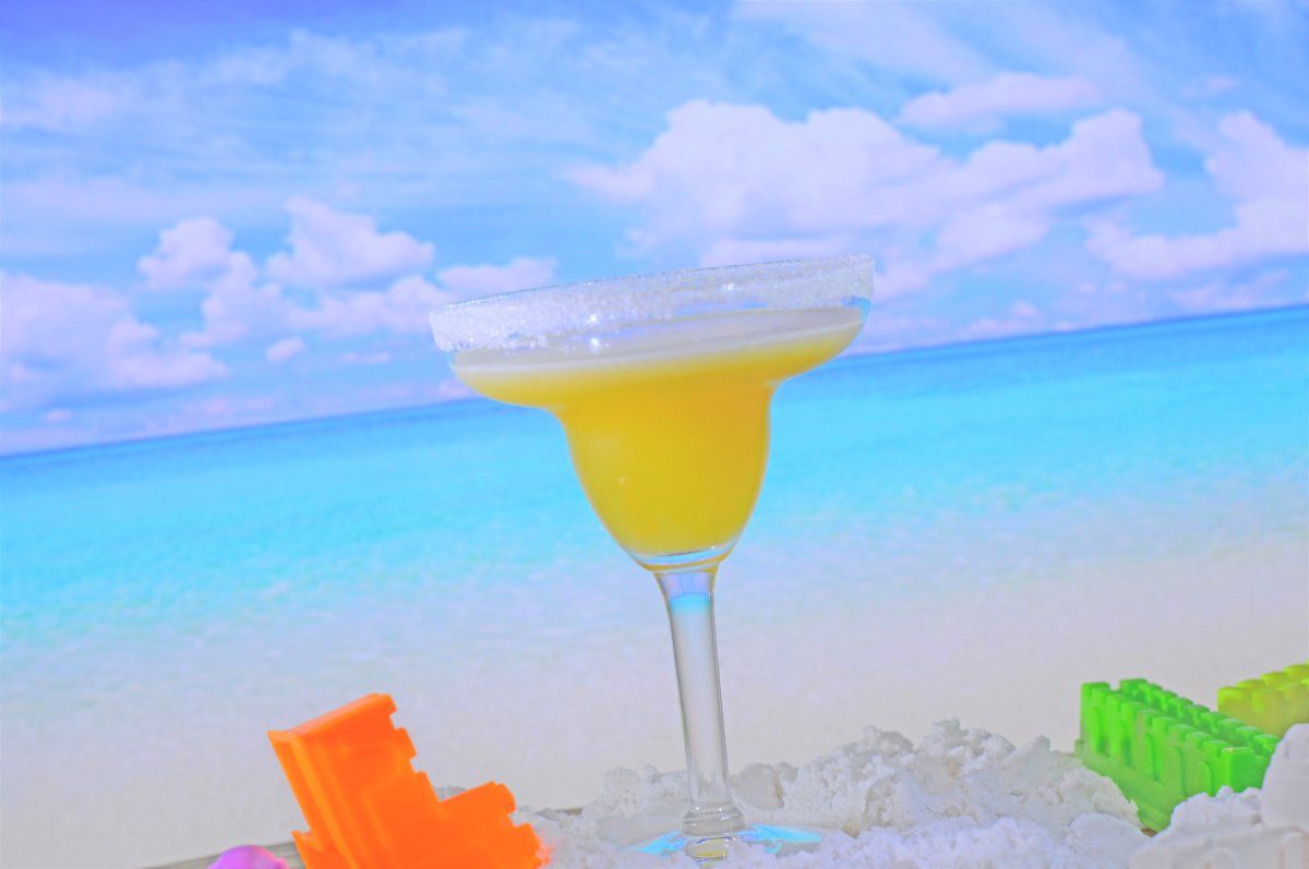 pmamancinglante's tweet photo. Le daiquiri à la mangue qui va te donner le goût de danser la lambada - https://t.co/7JSx9kjOSn #mamancinglante https://t.co/VCLe0klOVc