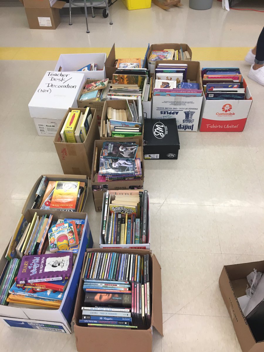 CalvertSGA's tweet image. SGA collected over 700 books for the Roots &amp;amp; Branches Charter School in Baltimore. Thanks to everyone who helped!