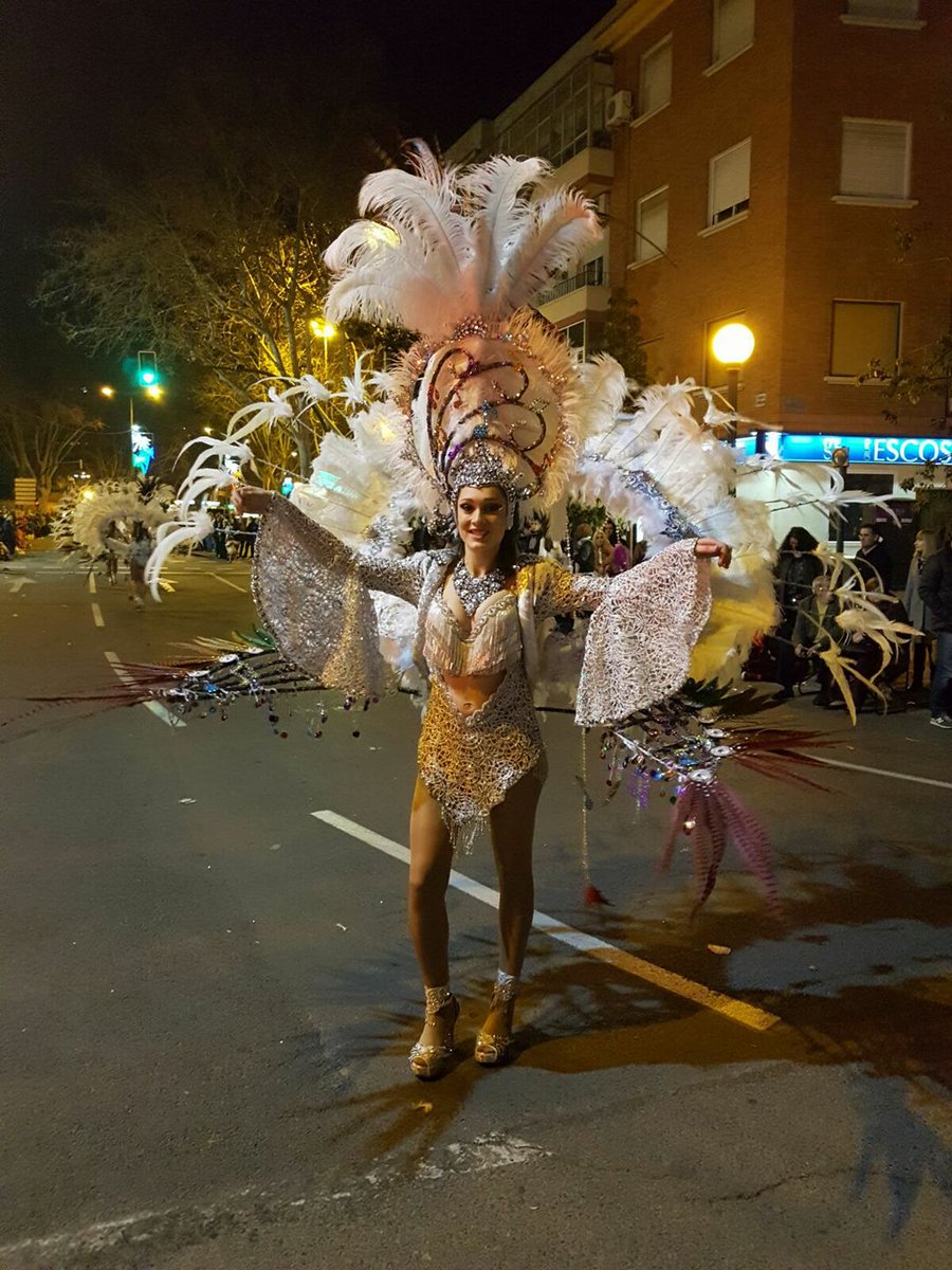 ComparsAradia's tweet photo. Gran Desfile Carnaval de Cartagena 
@Ct92Luisa https://t.co/RnYFjxGSKE