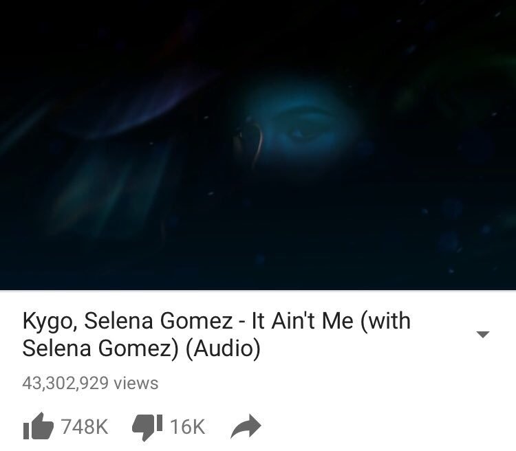 GomezSource's tweet photo. Let's #StreamItAintMe. Tag us with the hashtag and streaming service and we'll retweet you! 🎶 https://t.co/TLRnsJWVac