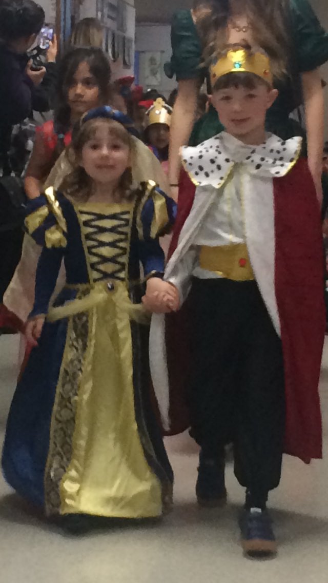 J_Trejo56's tweet photo. Fairytale Ball 2017 #DCE 
#kindergarten @DCEtrailblazers @Coppellisd https://t.co/Z9gsOqq9wx