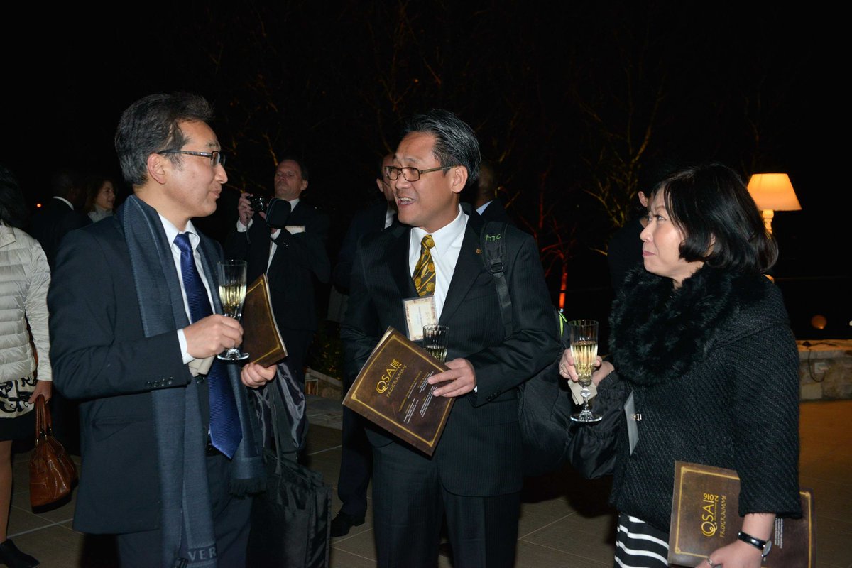 QSAIAwards's tweet photo. Team Evergreen Sky Catering #TPE @Focus_Taiwan @taoyuanairport is this year's SILVER #QSAIAwards winner in ASIA #airlinefood #foodsafety https://t.co/454qGkrfqP