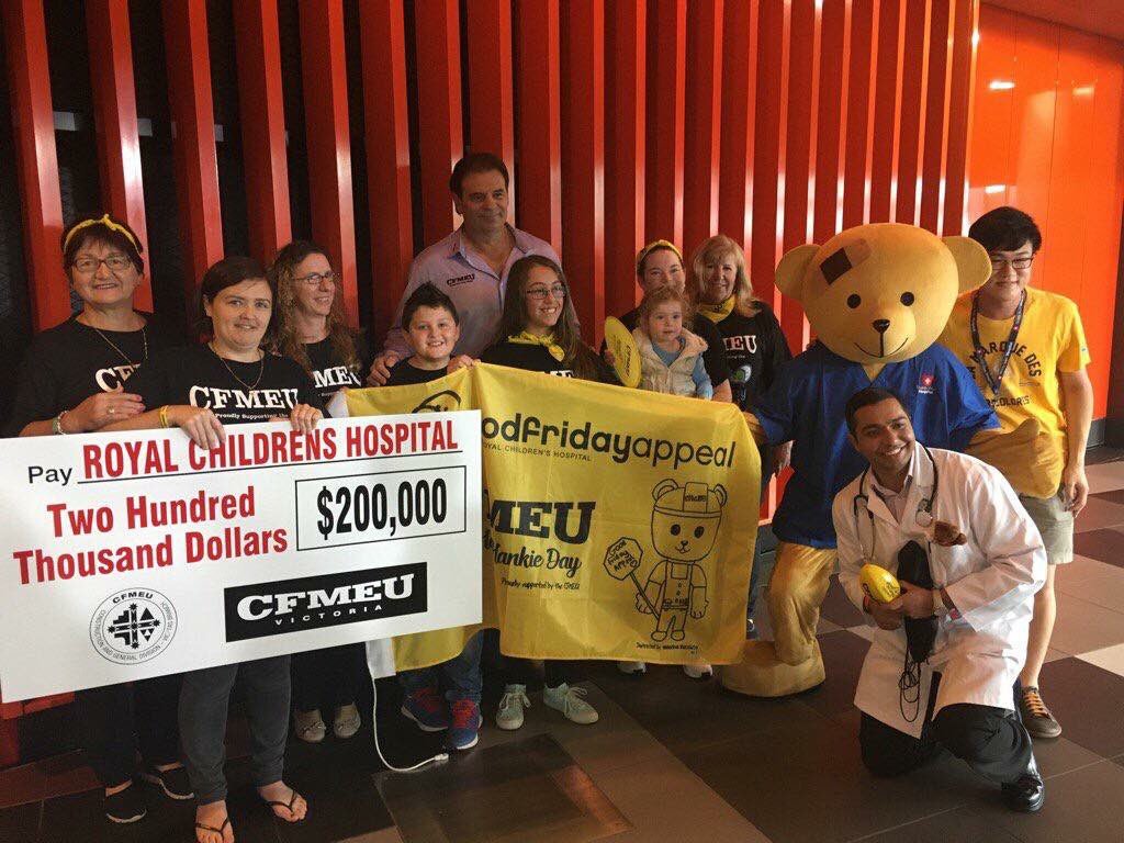 teakingw's tweet photo. Example of @CFMEU /Good Friday Appeal flag which corps now won't fly out of fear of retribution from Turnbull's #ABCC -in action! #auspol https://t.co/LWAbaKFMHl