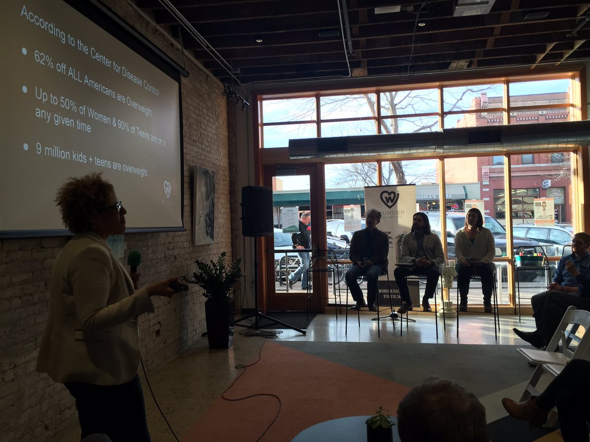 Dave_HarrisCO's tweet photo. @RockiesVenture Sharkless Tank at #fcsw17 @WunderJuice https://t.co/y6UwuEuTo4