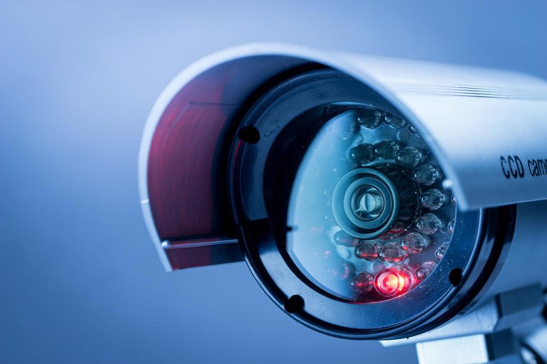 HitachiVantara's tweet photo. .@HitachiInsight's new #videoanalytics analyzes video without compromising privacy. https://t.co/6xJm6kPIQ5 @TechRepublic #PublicSafety https://t.co/uqqHj8FRFj