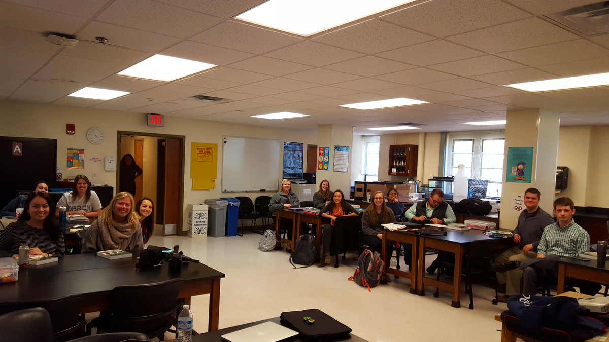 Thank you Dr Hodge &amp; <a href="/VolsTeach/">VolsTeach</a> for the opportunity to talk with your pre-service math and science teachers.#thefuturelooksbright