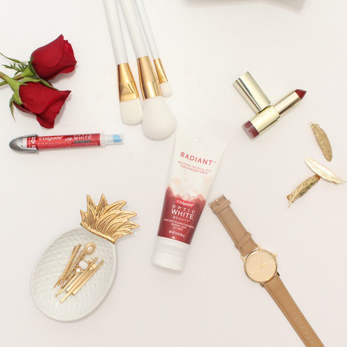 heywendyvanessa's tweet photo. Check out my favorite beauty essentials to highlight your best feature: Your Smile! #SonrisaColgate #Contest @OpticWhite #primebooth https://t.co/Vf1Kf1pmEl