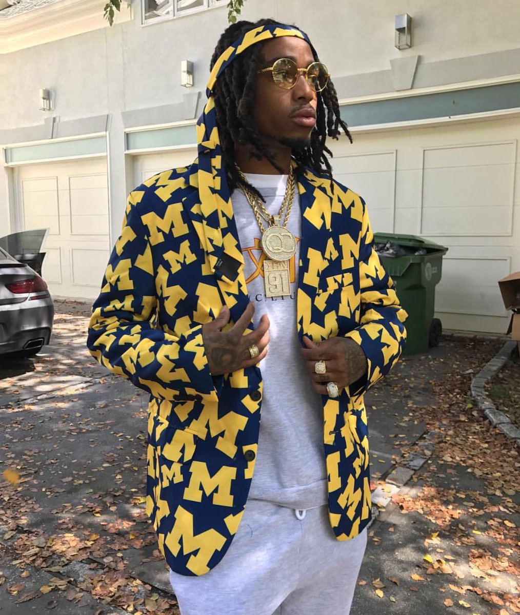 1starlo's tweet photo. Why is Quavo so fly 😩😩😩😩😩😍😍😍😍😍😍😍😍🤤🤤🤤🤤🤤🤤 https://t.co/Zav5rxKjOc