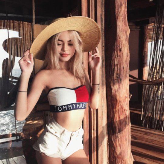 jbyummy's tweet photo. 🌻 qual você escolhe? 🌻 https://t.co/e8el7UXmHy