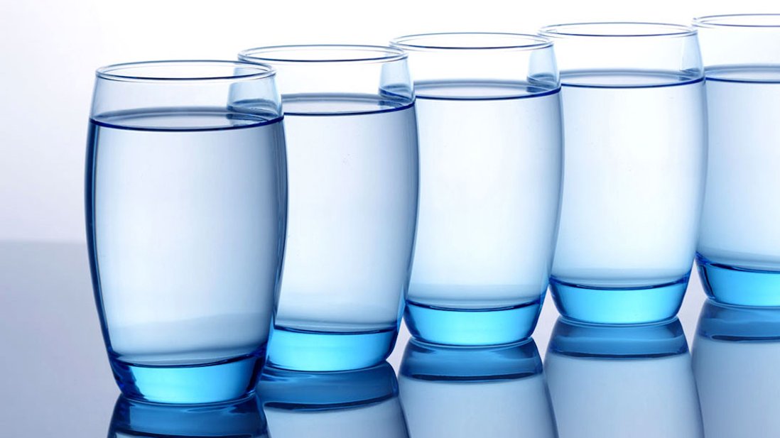 stroger12's tweet photo. https://t.co/5qGpkAZyG4 #Salud | Científicos explican consecuencias de tomar "8 vasos de agua al día" https://t.co/ysosVddq1Q https://t.co/B38Yc2cjea