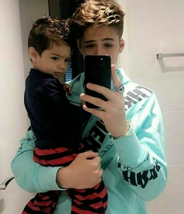 Eu te amo papai❤