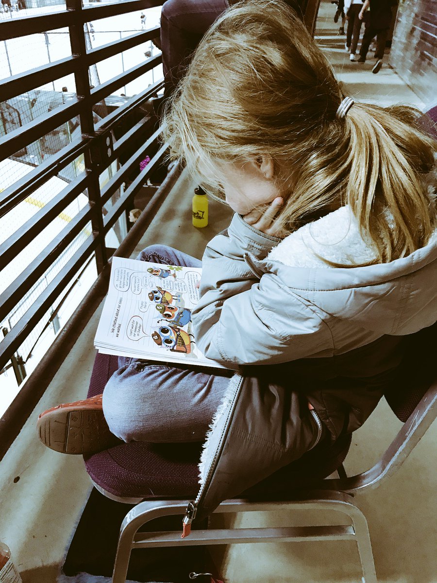 alex_fraz's tweet photo. Sibling life 😊 H getting her read on as brother takes on the ice tonight🏒
#MomLife #IAmMapleton #Reading #MiniMites #lifelonglearning https://t.co/SOWn7Tv9mf