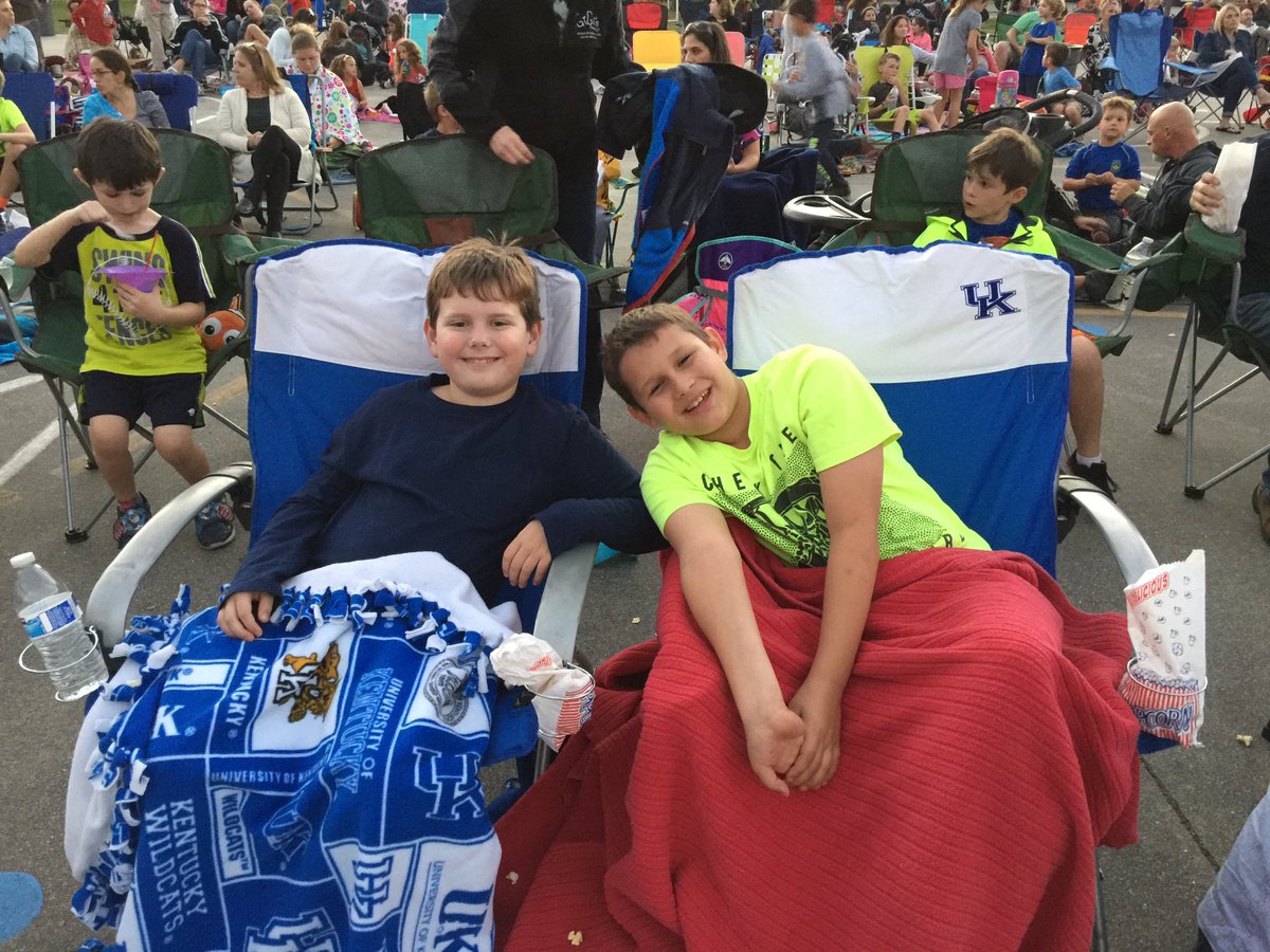 Pinewoods tweet media