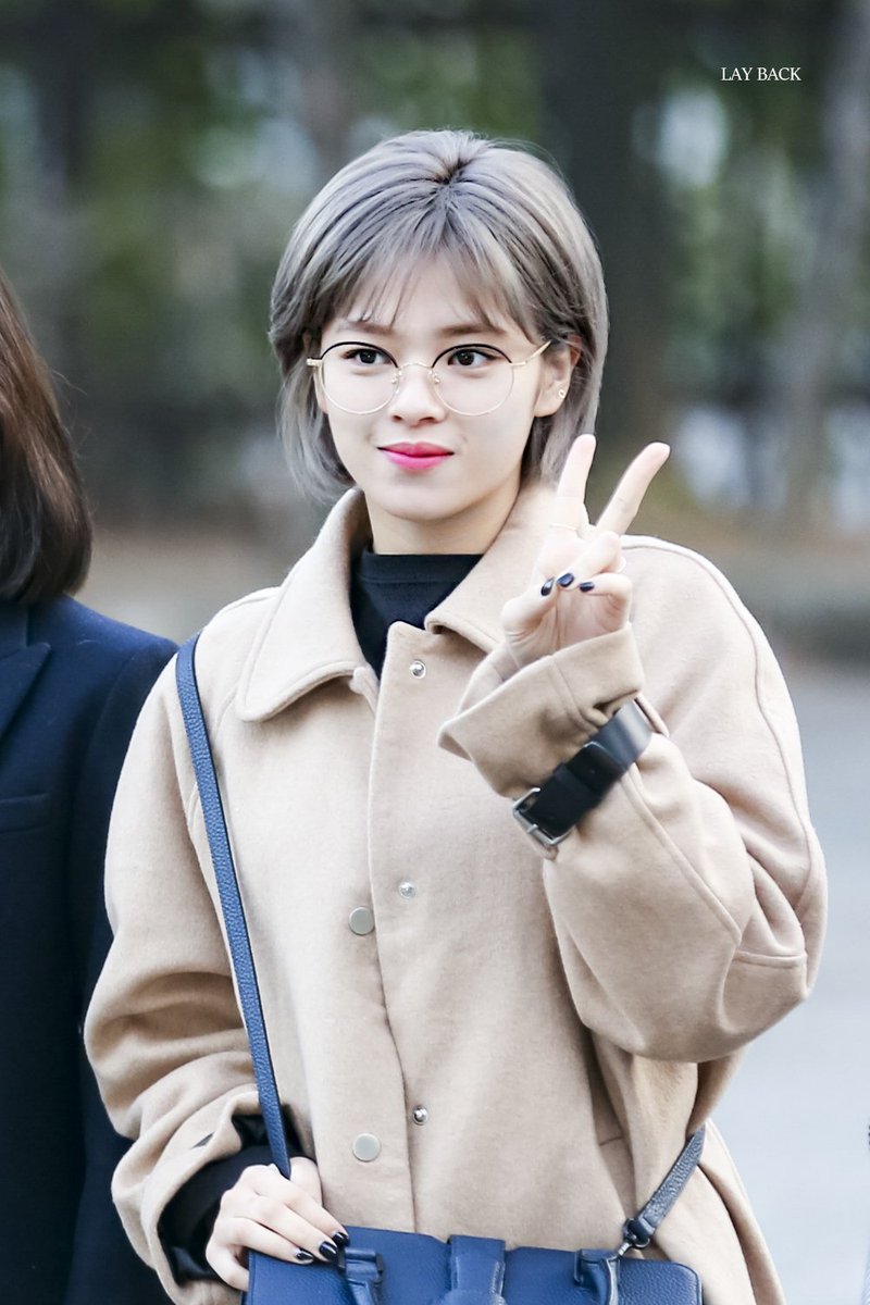 LAYBACK___'s tweet image. 170303 뮤직뱅크 #정연 #JEONGYEON #트와이스 #TWICE

cfile26.uf.tistory.com/image/2278D733…