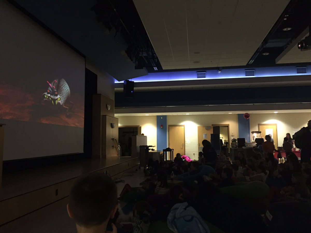 Mr_M_MHHS's tweet photo. Thank you to the #MHHS PTO for a great movie night and raffle. https://t.co/Pt2YBd2kjJ