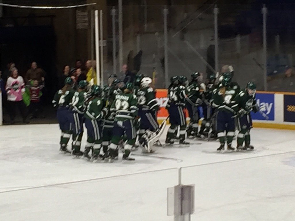 pcookrbci's tweet photo. Our @nulakers WHKY team are moving on to #OUA finals with a 3-2 overtime thriller. #Awesome #LakersPride https://t.co/JRoCEDLVMK