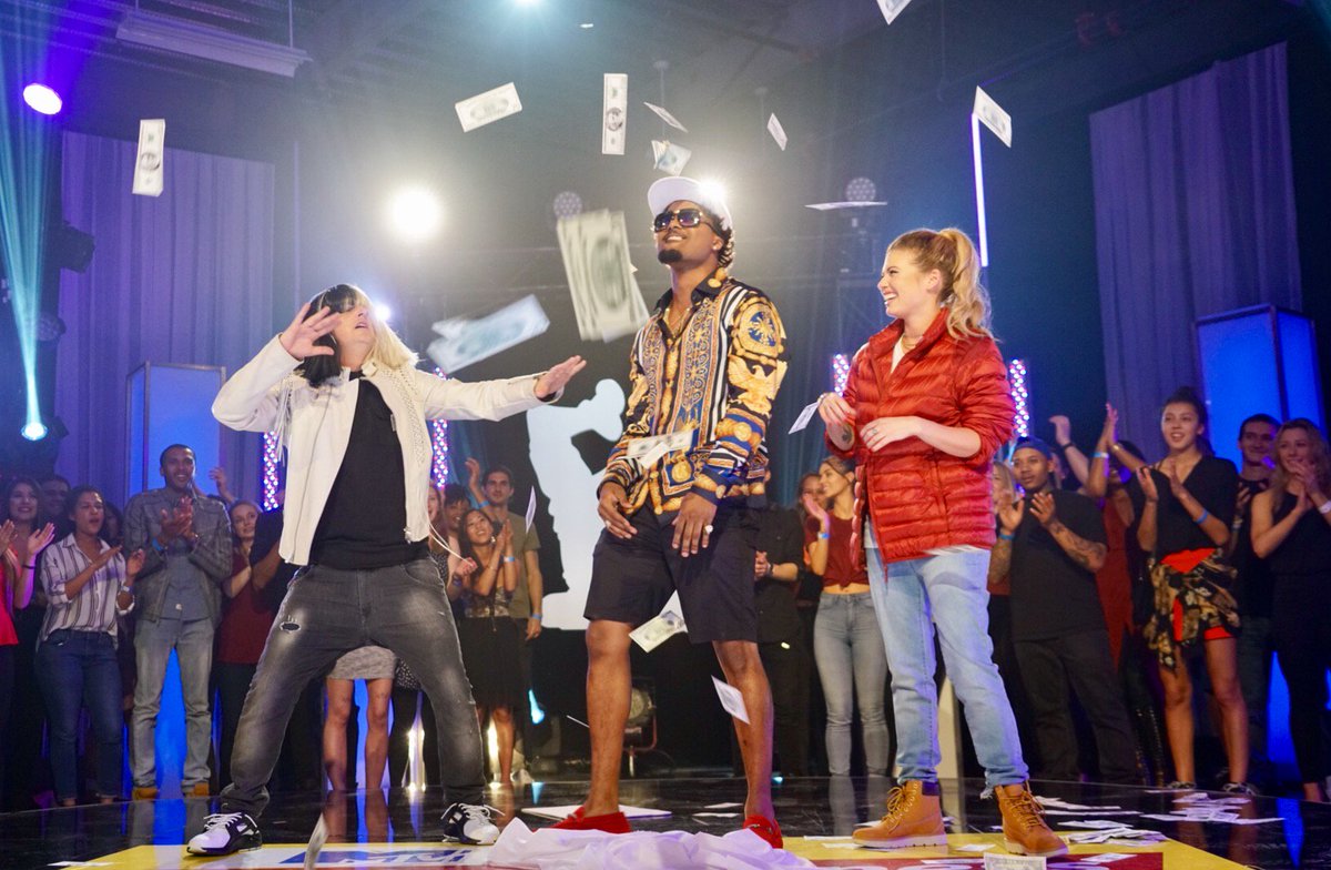 Ridiculousness's tweet photo. THERE YOU HAVE IT! @SteeloBrim is the winner of #RidicSyncBattle by a LANDSLIDE! πππ #RidicFridays https://t.co/L0gTdZXo4W
