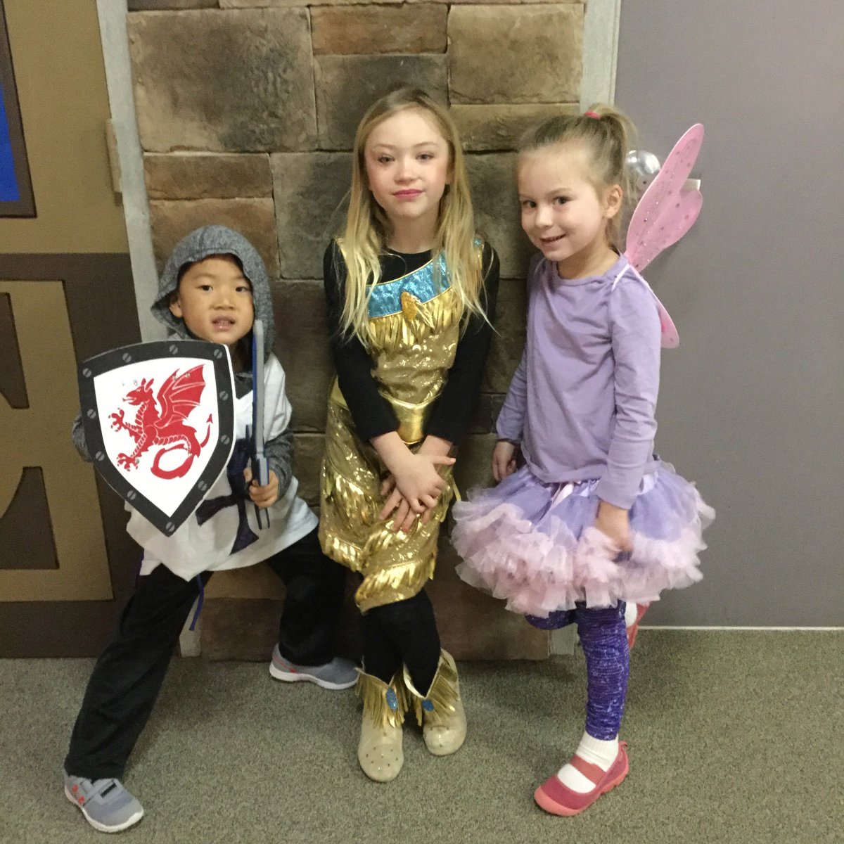 GACLSams's tweet photo. My Royal K4 Students. GACS Fairy Tale Dress-Up Day 2017 #fairytalesarefun #gacelem https://t.co/oz8t4B2Blx