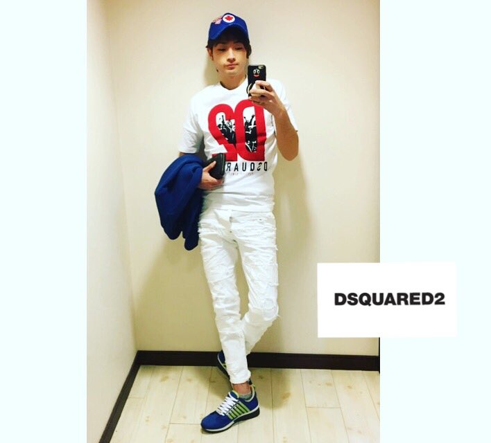 wonderingstarme's tweet photo. #Dsquared2 🇨🇦やっぱりカッコいい♬
Instagramも見てください♬
↓
https://t.co/cGBqXXlYxP
.
.
#D2 #ディースクエアド #ディースクエアド2 #ディースク
#wear #コーディネート #メンズファッション #姫路市 #姫路 https://t.co/SwojYqJeFa
