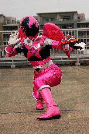 宇宙戦隊キュウレンジャー。ワシピンク・ラプター283がワシキュータマ