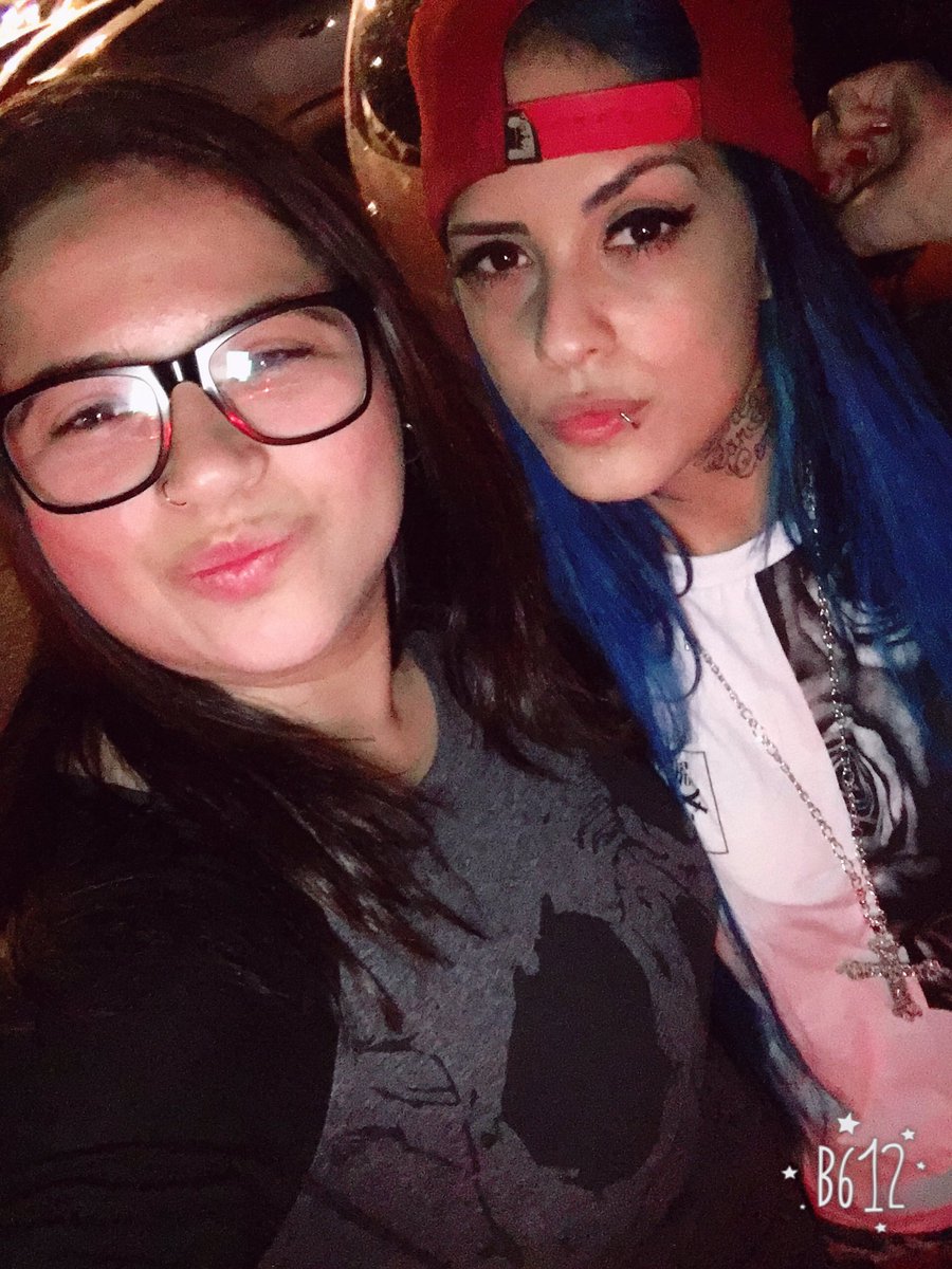_FernandesBru's tweet photo. Obrigadaaa sua linda @mctatizaqui 💙 Meu coração bateu mais forte!💙 #Anzuhall amanhã tem mais Ibiúna nos espera 💥 https://t.co/m2ImYkXYAC