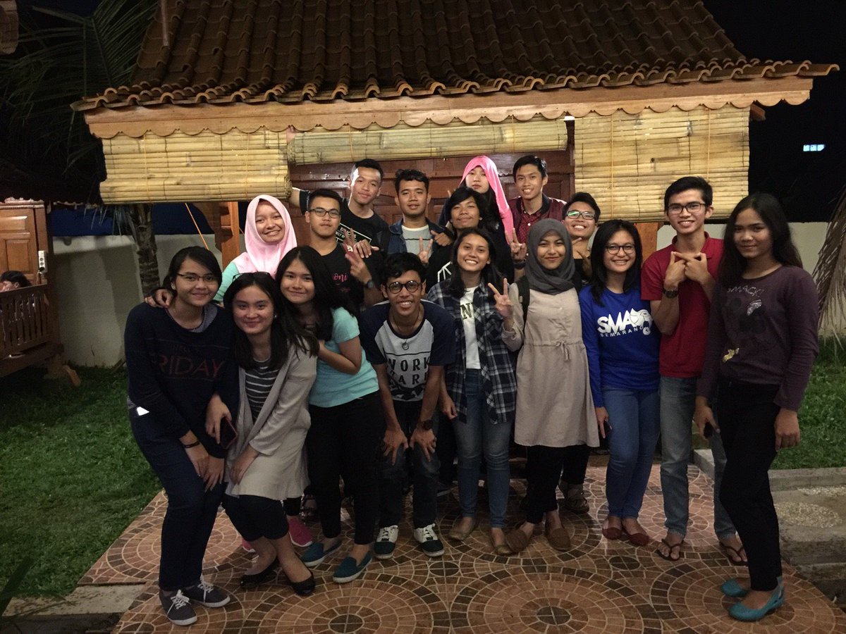 Seniora BEM Undip tweet media