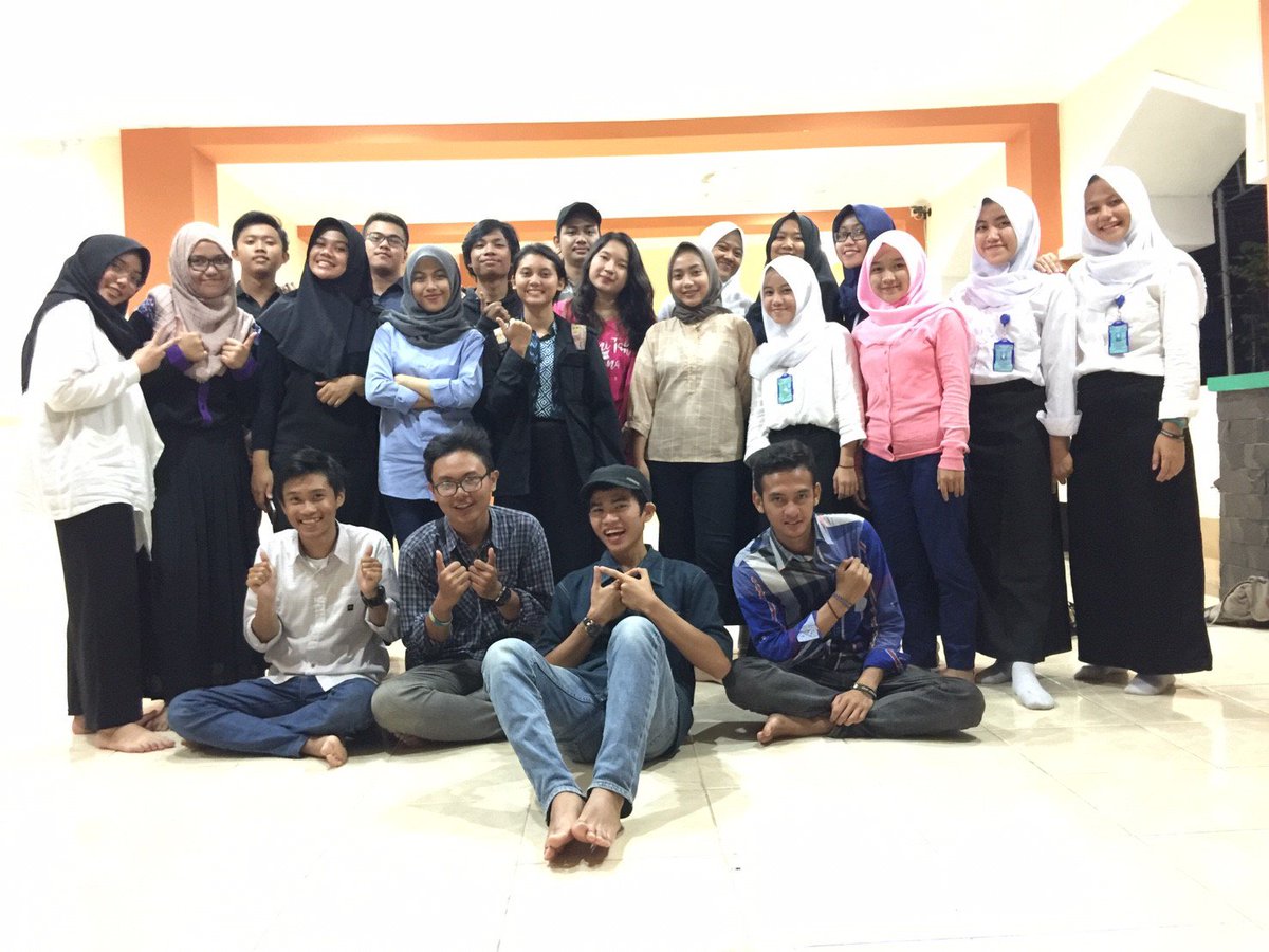 Seniora BEM Undip tweet media