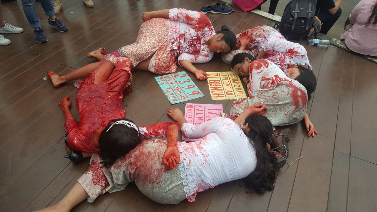 193 perempuan Indonesia dibunuh pada tahun 2016. #perempuanbersatu