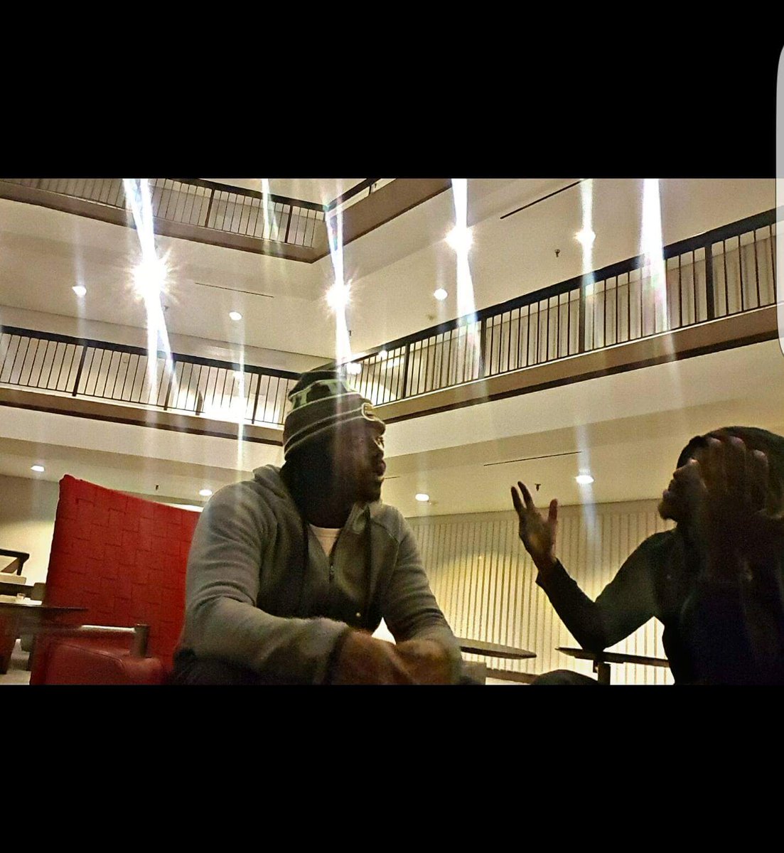 SluggaSo6000's tweet photo. #freelighta #hiltonhotel. #CampaignLife #6kshit https://t.co/itxv4WT4GQ