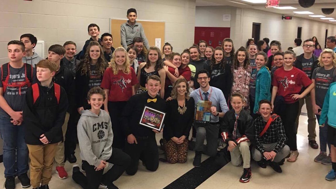 Sullivan Singers tweet media