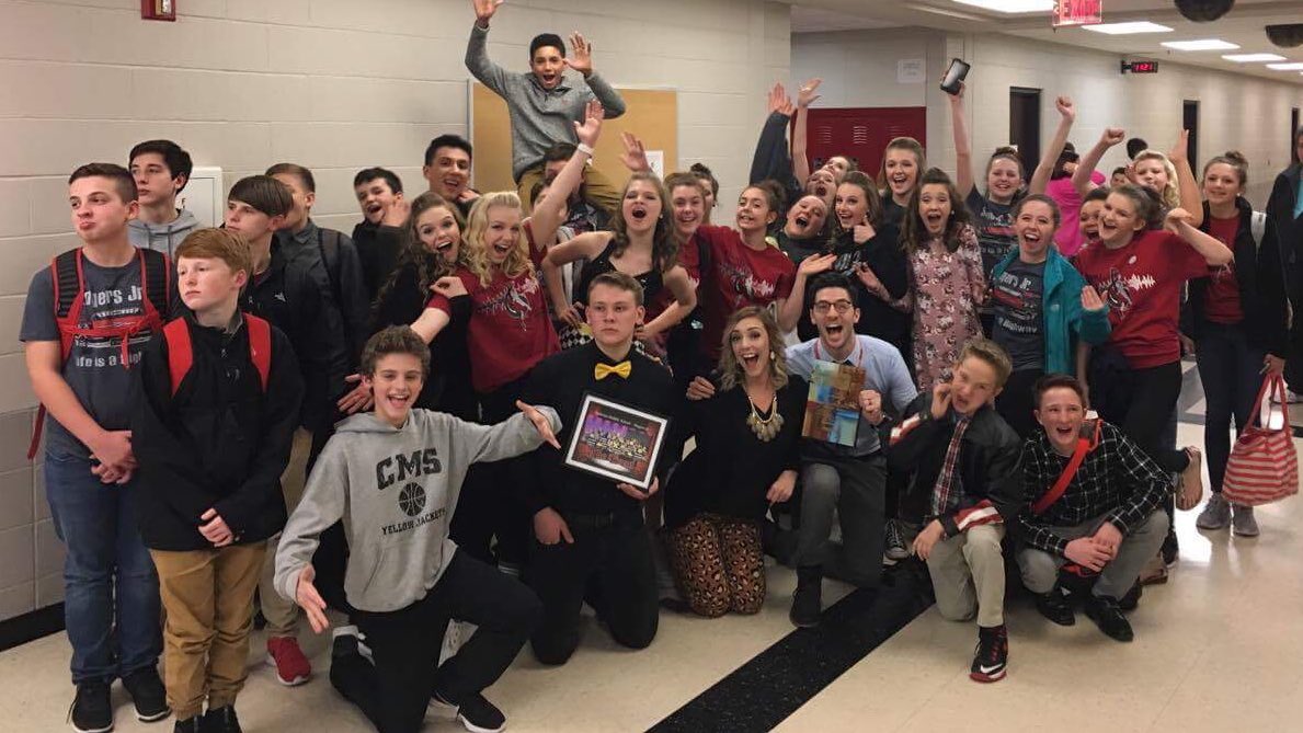 Sullivan Singers tweet media