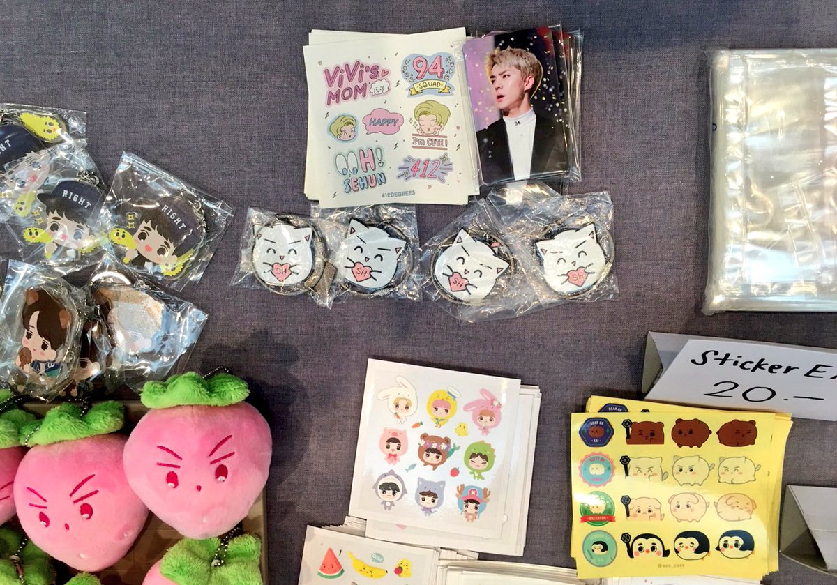 412degrees's tweet image. ตอนนี้อยู่ที่งาน #ตลาดฟิค แล้วนะคะ พบกันที่บูธ B3 จ้า~ ของน่ารักๆเพียบ! มากันเร็วๆนะ😍