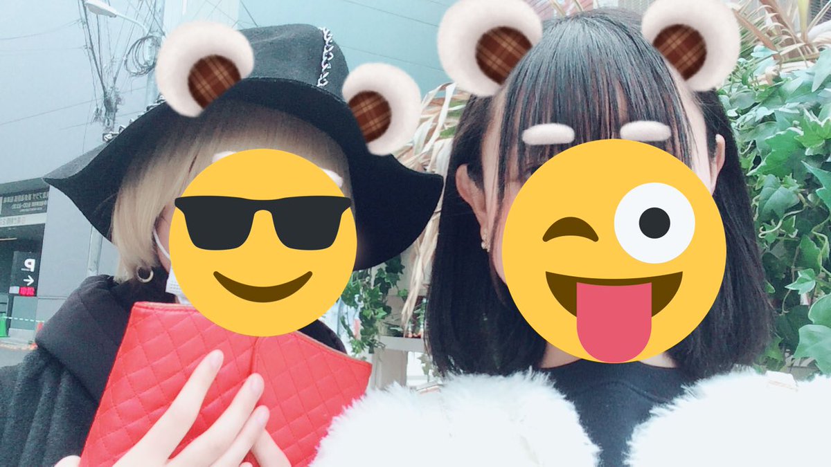 chikamaaaaaa's tweet photo. パンケーキ並んでる( ´＿＿＿` ) https://t.co/zpE1NaUy5L