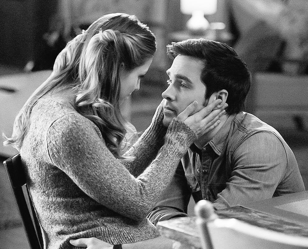 karawithmonel's tweet photo. ❝The boy saw the comet and suddenly his life had meaning.❞ #karamel https://t.co/ey76qkAi4e