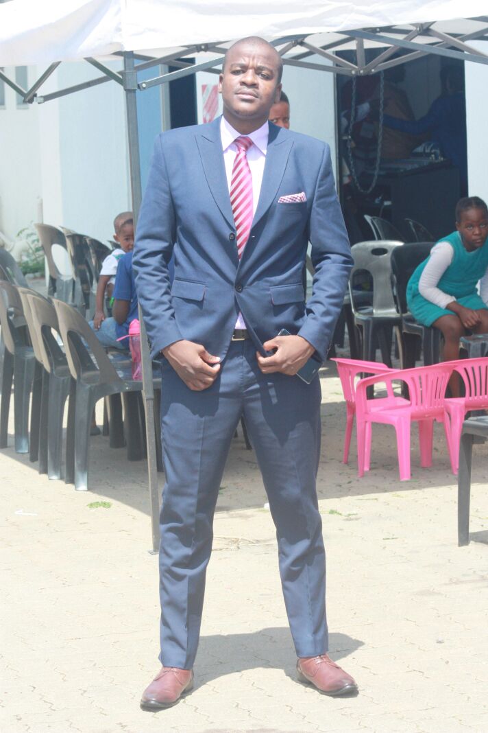 hennymaps's tweet photo. @KenoCustomSuits #BecauseImageMatters 
Look good too and get a @KenoCustomSuits 🙏🙏🙏 https://t.co/uqoLeEdXjZ