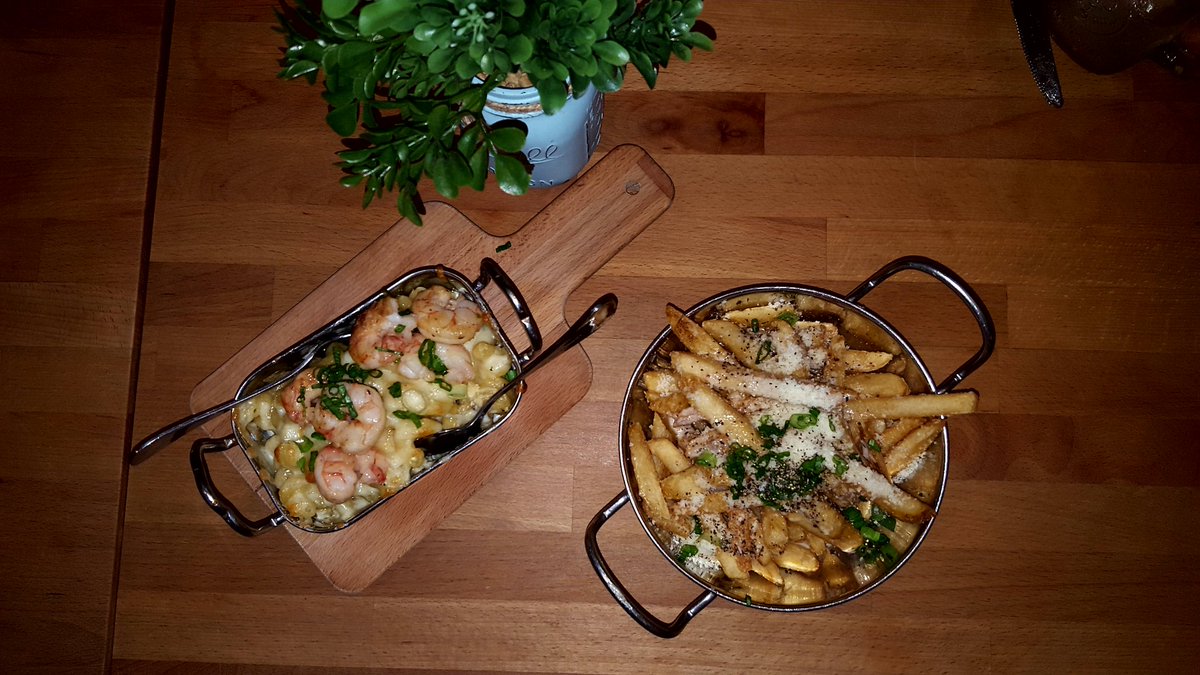 Cawinakins's tweet photo. it was just a yum night @doceprovisions https://t.co/u29wsGPBBr