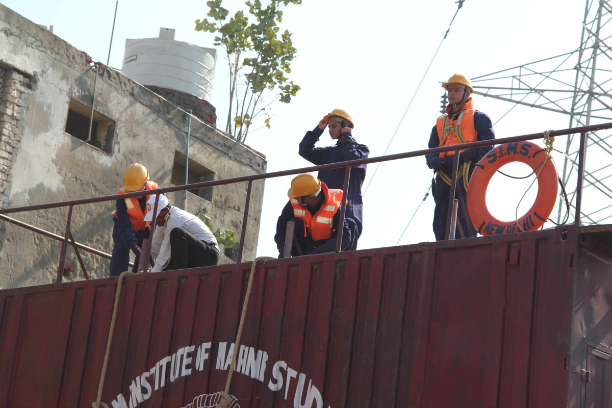 sri_ram_marine's tweet image. #CompetencyCourse
#Chiefmatephase II
#2ndMateFG
#2ndMateNCV
#ChiefMatePhaseI