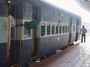 Indian Railways to auction #branding and advertising #rights of #trains ecoti.in/0tqx2Y via @economictimes