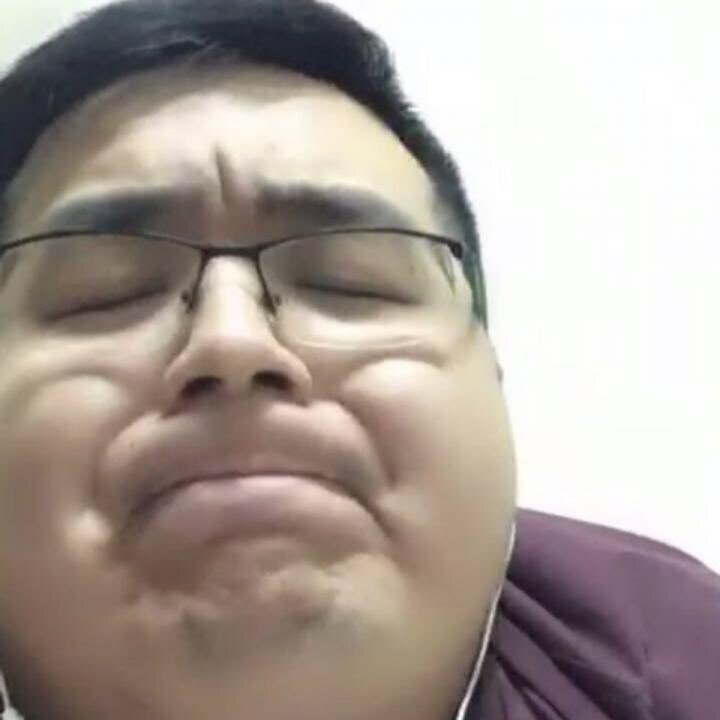 lydluna's tweet photo. OMG! You have to see this. #BIGOLIVE > Share Gift Guys.   https://t.co/HD96jP1QXV https://t.co/XbvmS2rxpe