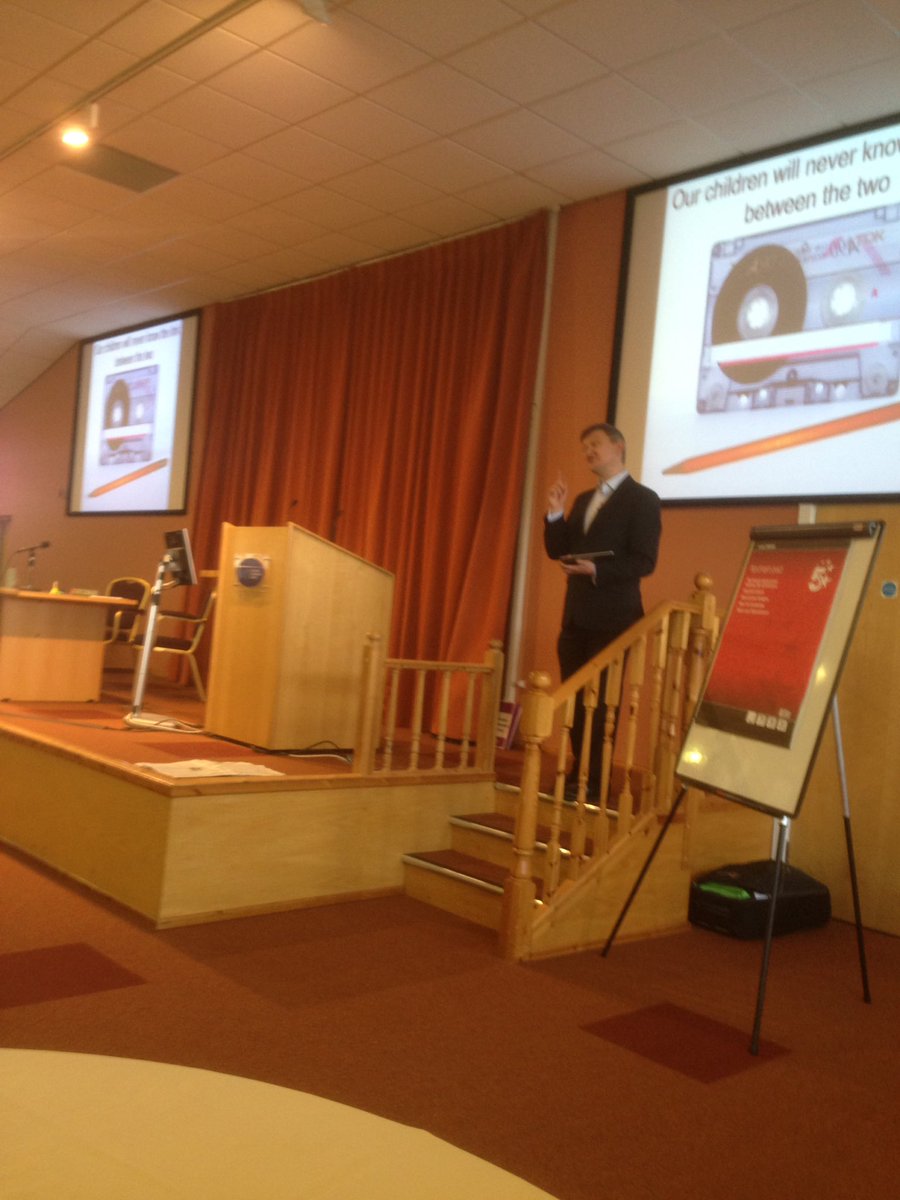 digital4more's tweet photo. Such an awesome and inspiring talk from @stevebunce at #DCCComputing17 just got to locate some handbells now! https://t.co/k5LS7B2SkF