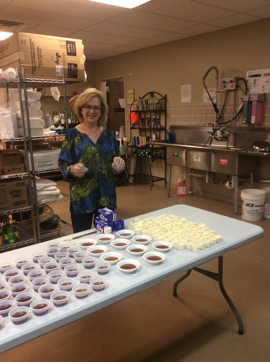 bachman_academy's tweet image. Join us at the Cleveland Salvation Army until 9:30 for fresh pancakes and sausage. Tickets are $5 and benefit the Bachman Academy Prom!