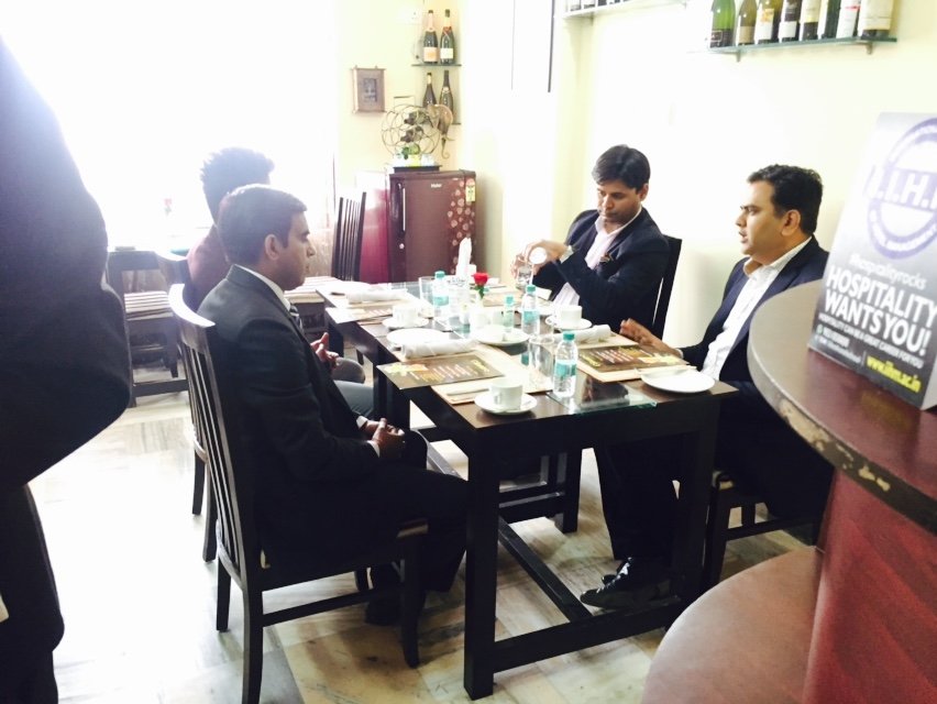 Nikhil_kulhari1's tweet photo. Finally completed #IndismartBreakfast practicals
#learningwhiledoing #bestexperience
#IIHMJpr @IIHMHOTELSCHOOL @directorjpriihm https://t.co/ymWkXcZ1MY
