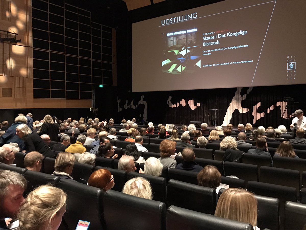 Reusable_Dots's tweet photo. Så er vi klar til #vidensfestival i #densortediamant til @raesondk #marathon https://t.co/4iIlBj1p4k