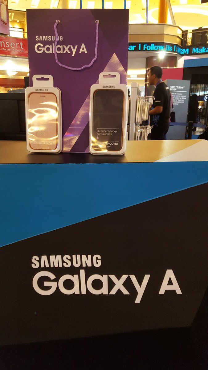 Neon Flip Cover ini bisa kamu miliki tiap beli #GalaxyA2017! Jangan sampai kelewatan, ditunggu di Trans Studio Mall Makassar!
#BornToExplore