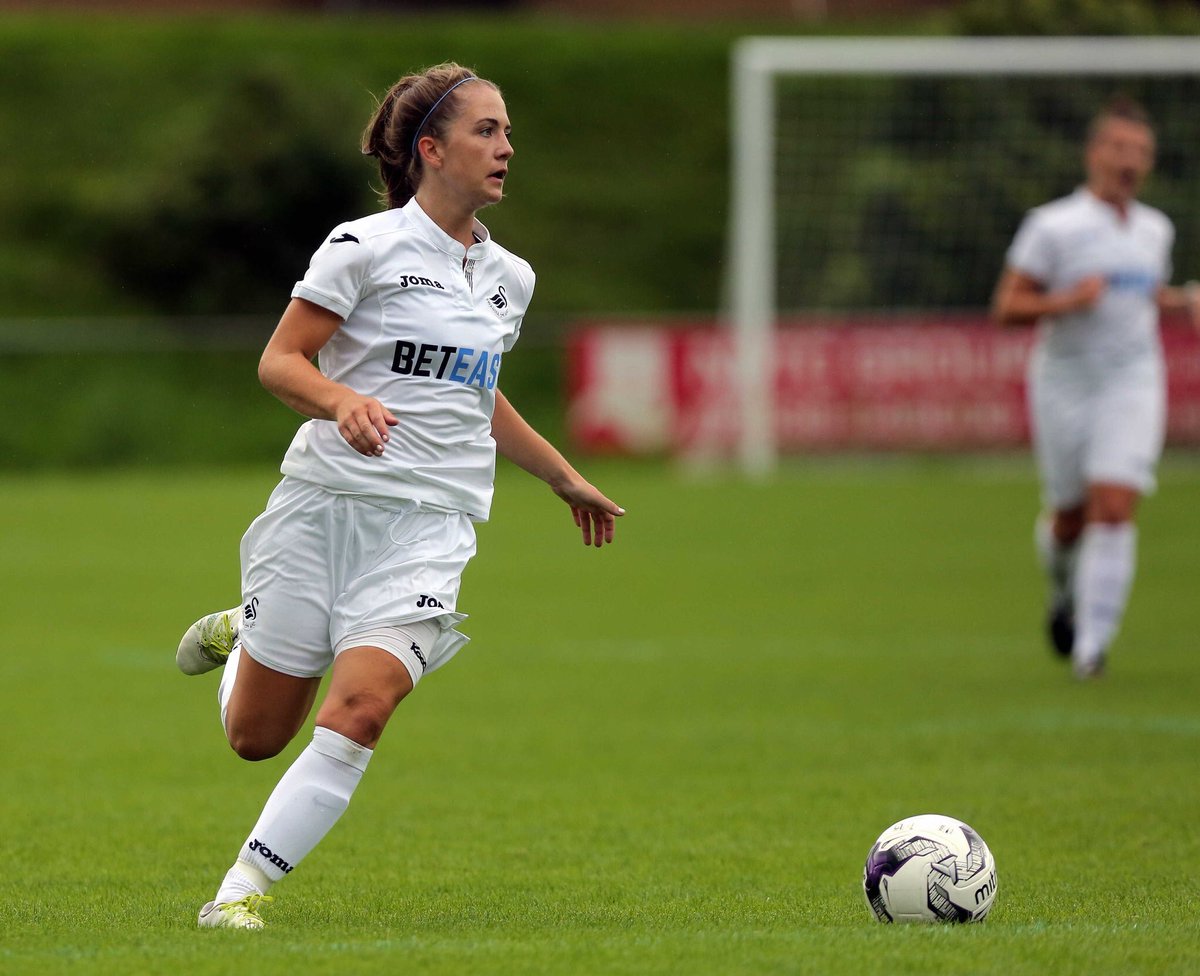 🎉 Happy Birthday to @emmabeynon1 from all at the Swans Ladies!