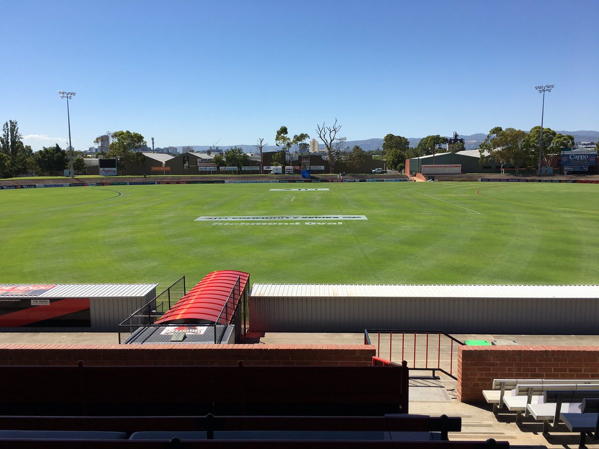 Bford_99's tweet photo. @RoweyandBicks the preparations at Richmond oval have been great. Credit go to local turfies
#JLTSeries
#Afl
#crowsvcats https://t.co/gGoLaZPov3